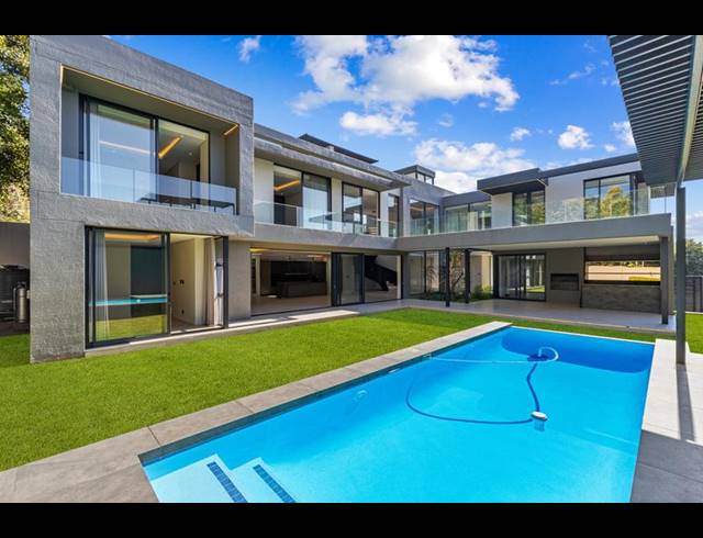 5 BEDROOM HOUSE FOR SALE IN BRYANSTON